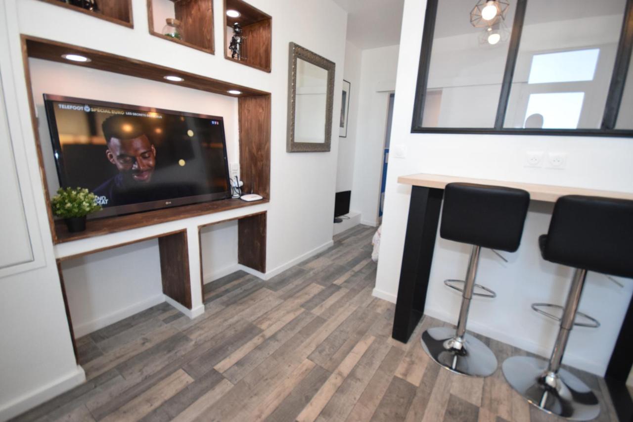 Design Appart - Hyper Centre - Tram - Free Wifi - Lerelaisdodile21 Valenciennes Dış mekan fotoğraf